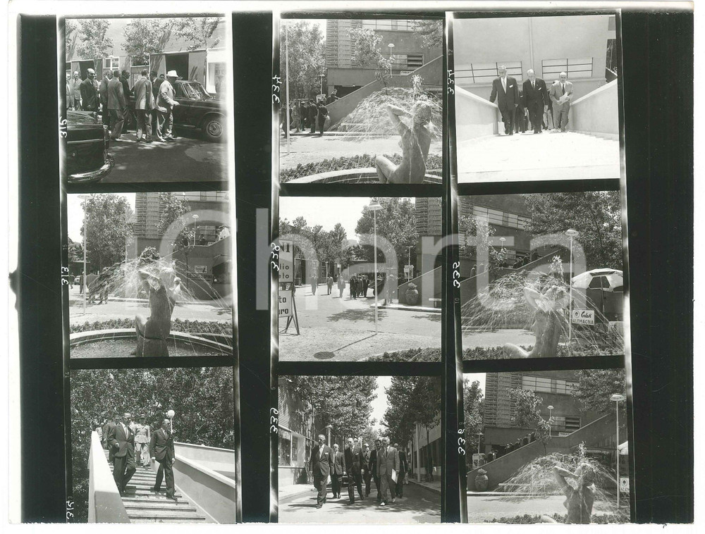 1980 ca ANCONA (?) Convegno porti turistici dell'Adriatico ^Foto 9 provini (1) Fotografia originale, composta da 9 provini.  CONDIZIONI:GOOD/buono ma piccoli difetti di stampaFORMATO: 18x24 cm originale e autentica 1