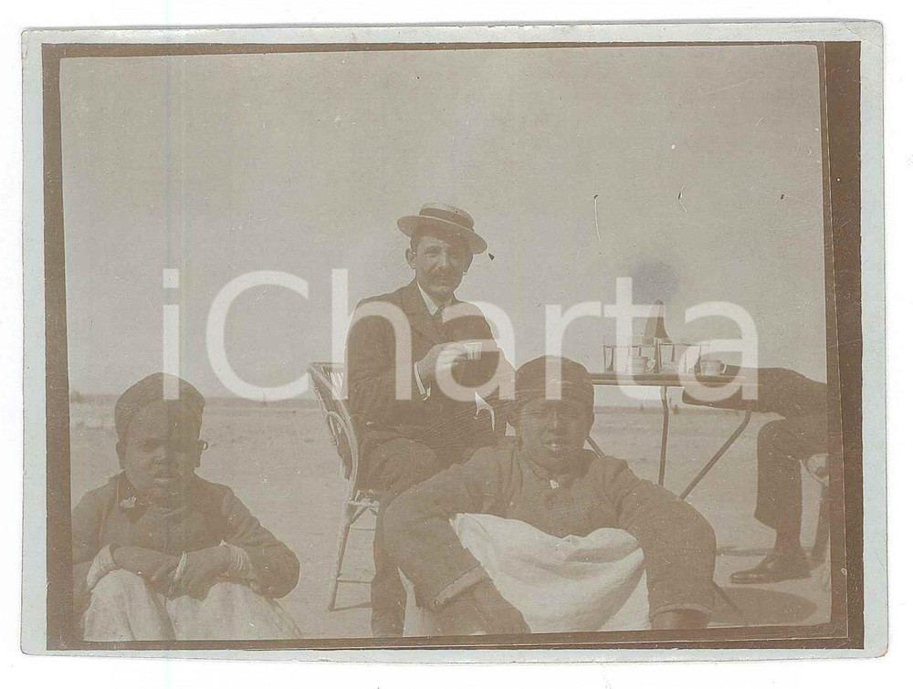 Fotografia d epoca originale 1907 ALESSANDRIA D EGITTO The con giovani egiziani  Foto 12x9 cm 1
