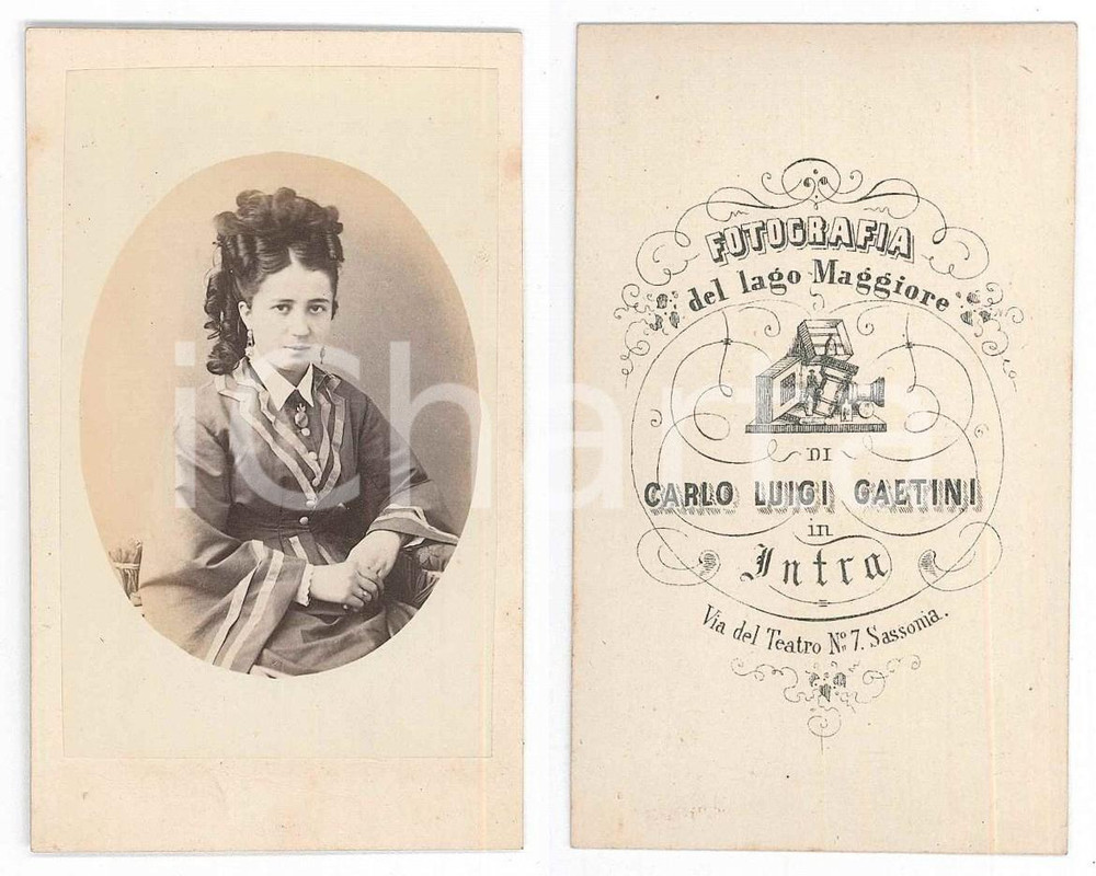 Fotografia d epoca originale 1880 ca VERBANIA INTRA Giovane donna seduta Foto Carlo Luigi GAETINI CDV 1