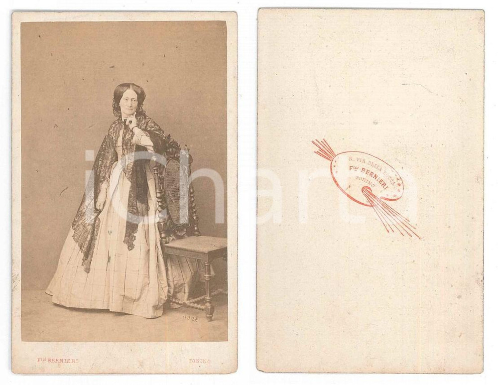 Fotografia d epoca originale 1875 ca NOBILTA  TORINO Donna con velo nero  Foto BERNIERI CDV 1