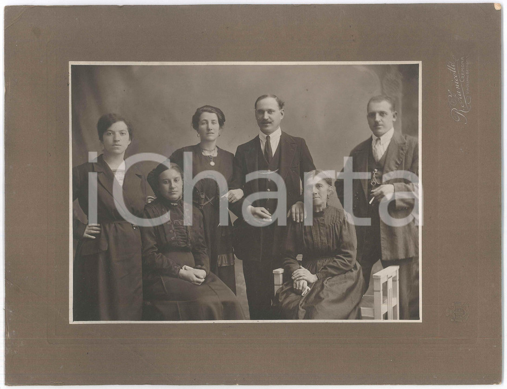 1920 ca CREMONA Ritratto di FAMIGLIA - Foto Romano ZANICOTTI 31x24 cm