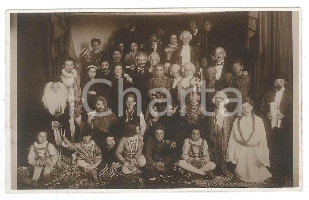 Fotografia d epoca originale 1930 ca ITALIA CARNEVALE Gruppo in costumi storici  Foto anonima 14x9 cm 1
