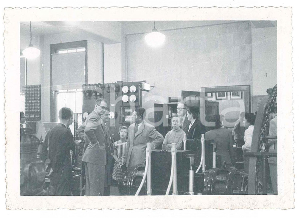 Fotografia d epoca originale 1953 BUFFALO NY Seneca Vocational High School  Officina elettrica Foto 13x9 1