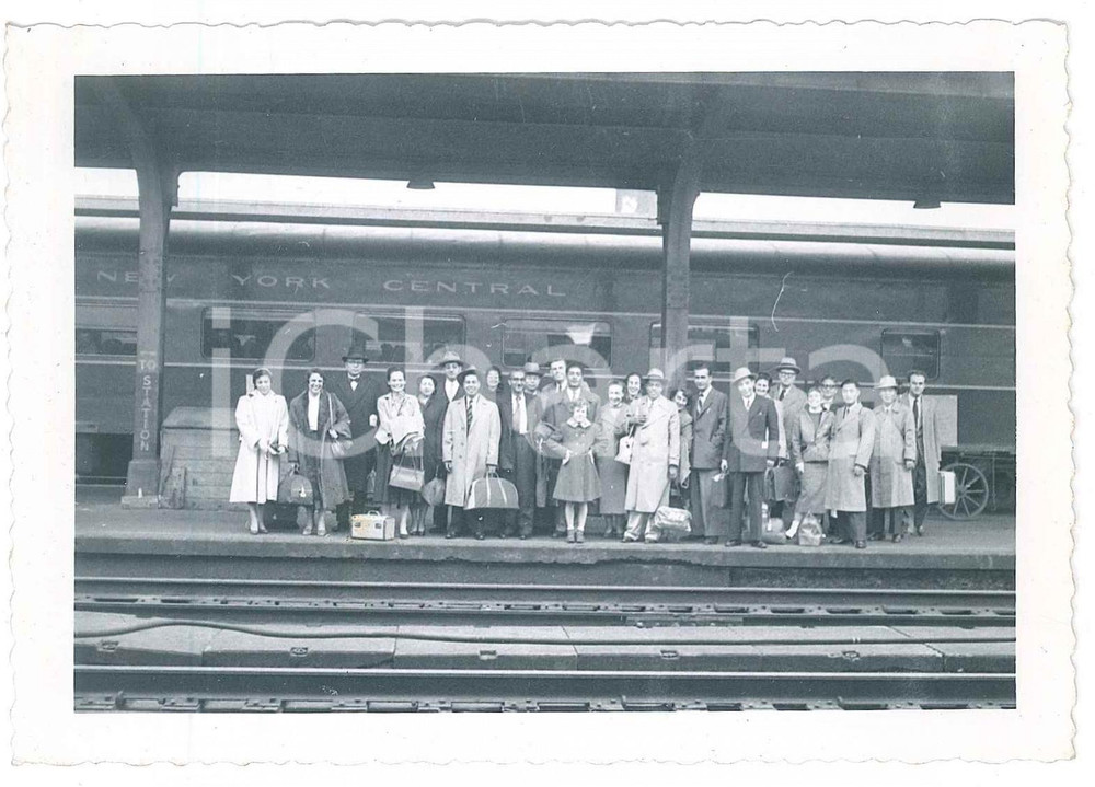 Fotografia d epoca originale 1953 BUFFALO NY Delegazione di docenti alla stazione Foto 13x9 cm 1
