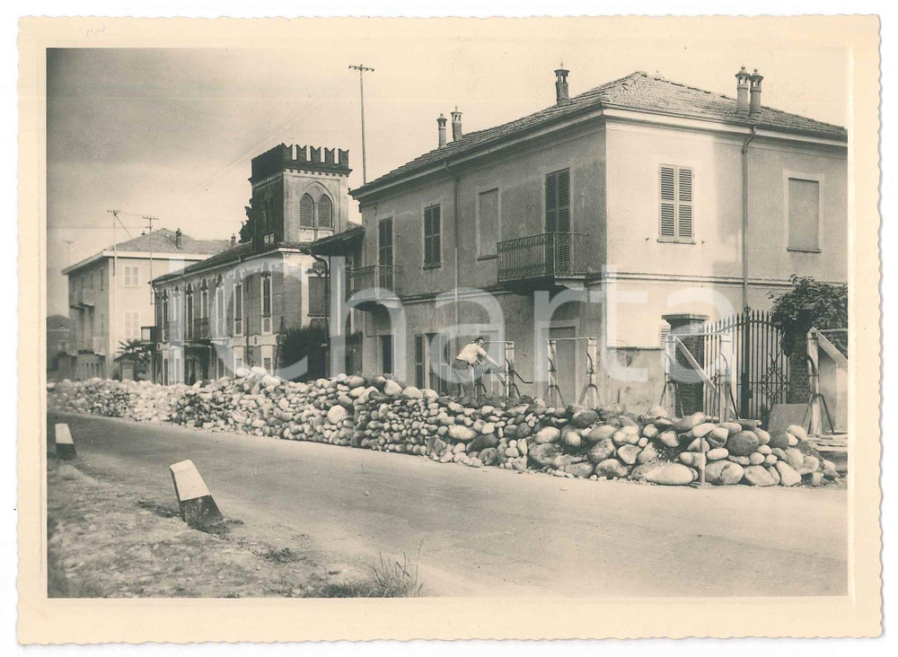 Fotografia d epoca originale 1960 ca BIELLA Cantiere stradale con massi  Foto BINI ANIMATA 18x13 1