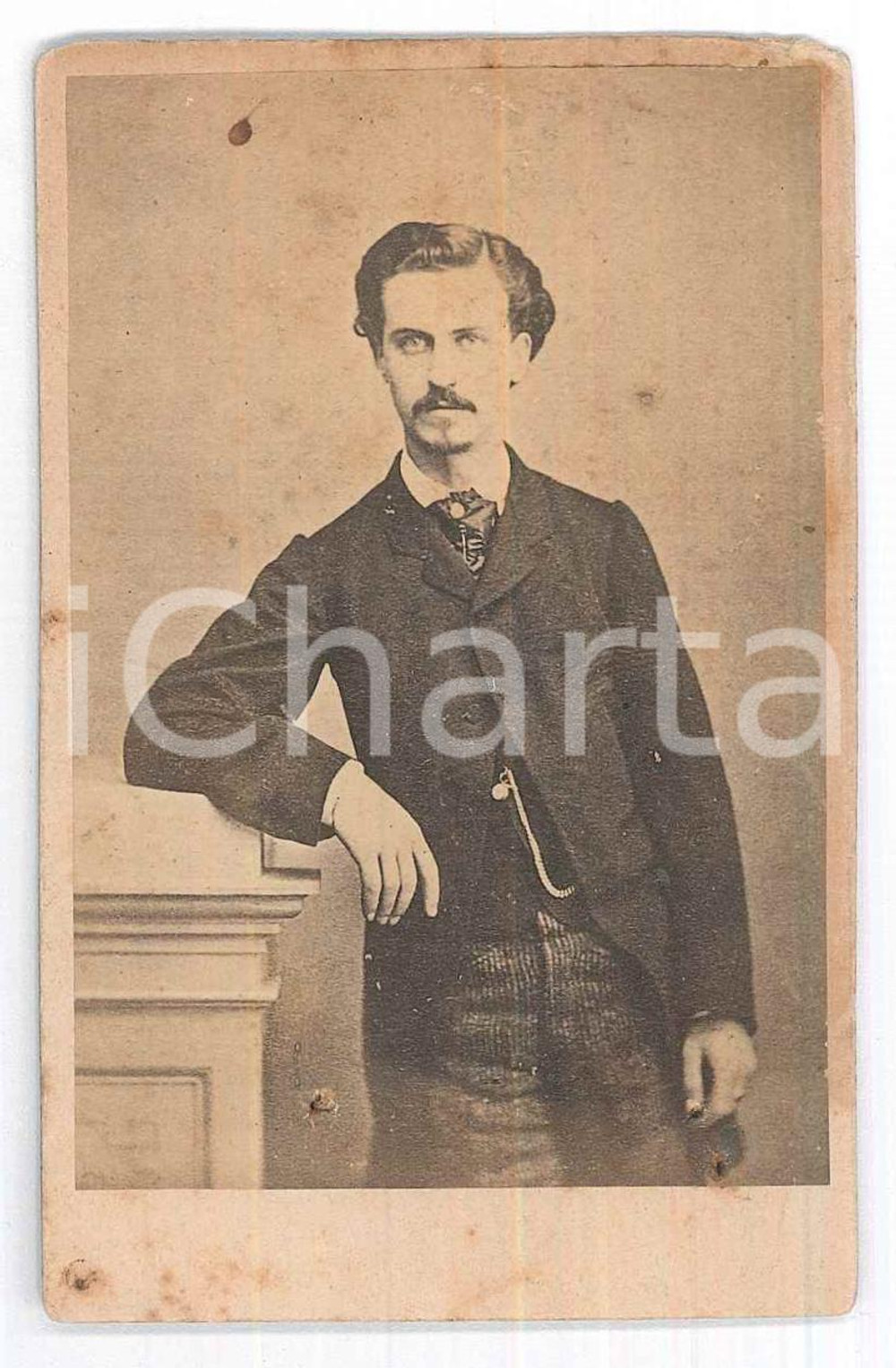 Fotografia d epoca originale 1870 ca NOBILTA  ITALIA Giovane uomo  Ritratto  Fotografia CDV 1