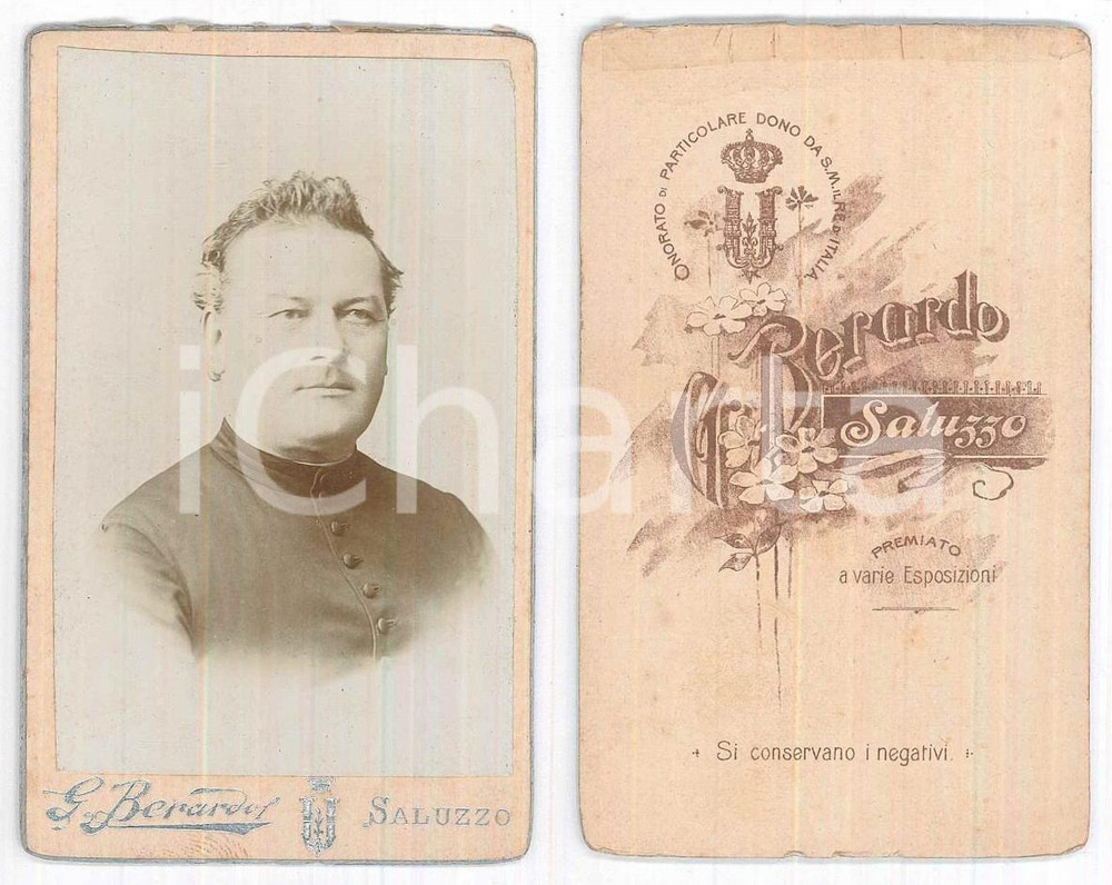 Fotografia d epoca originale 1900 ca SALUZZO CN Ritratto di sacerdote  Foto G. BERARDO CDV 1