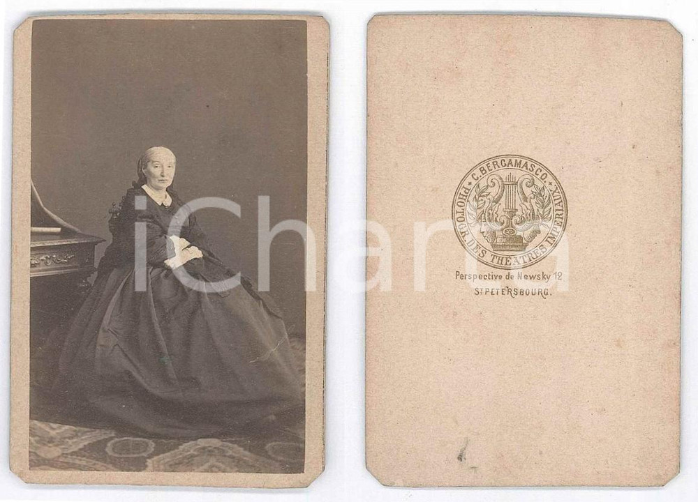 Fotografia d epoca originale 1870 ca ST. PETERSBURG RUSSIA Nobildonna seduta  Foto Carlo BERGAMASCO CDV 1