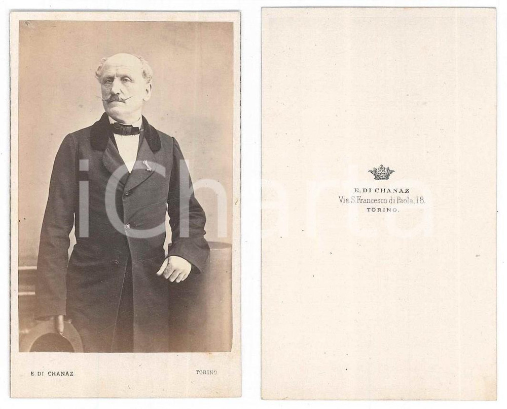 Fotografia d epoca originale 1870 ca NOBILTA  TORINO Uomo con cilindro in mano  Foto E. DI CHANAZ CDV 1