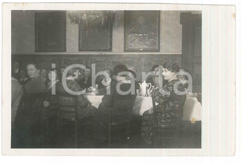 Fotografia d epoca originale 1934 GERMANY Advent celebration  Lunch  Photo postcard 14x9 cm 1