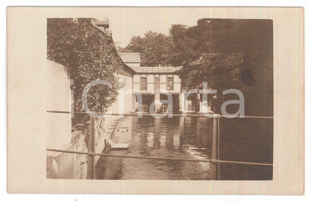 Fotografia d epoca originale 1930 ca GERMANIA  Edificio presso una piccola cascata Foto cartolina 14x9 cm 1