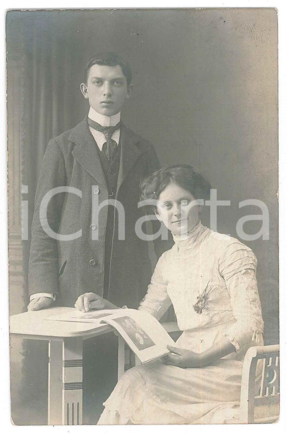 Fotografia d epoca originale 1910 ca RUDOLSTADT GERMANY Hans and Margarete BUHNER  Portrait Photo 1