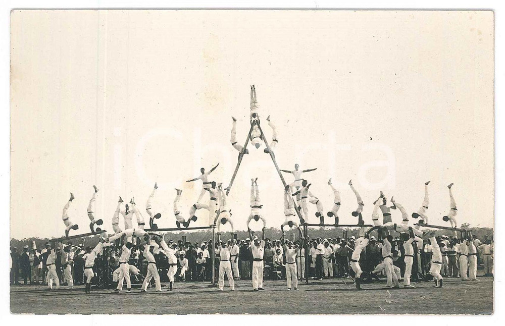 Fotografia d epoca originale 1920 ca SPORT GINNASTICA  GERMANIA  Formazione acrobatica di gruppo 1 Foto 1