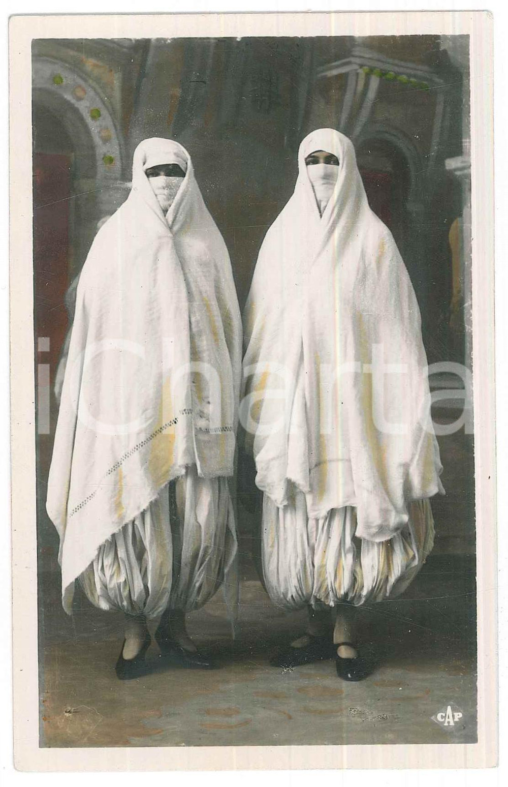 Cartolina originale da collezione 1920 ca ALGERIE  SCENES ET TYPES  Mauresques d Alger Postcard 1