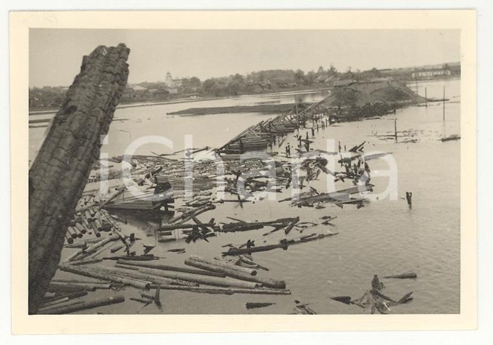 Fotografia d epoca originale 1940ca WW2  BIELORUSSIA Ponte distrutto sul fiume BERESINA REAL PHOTO cm 9 X 6 1