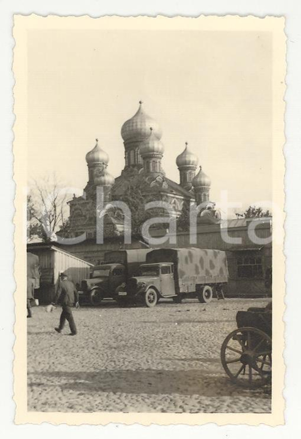 Fotografia d epoca originale 1940ca WW2 BORISOV Cattedrale durante l occupazione tedesca REAL PHOTO cm 9X6 1