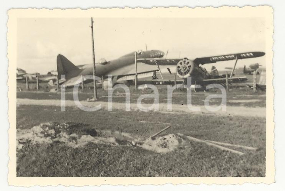 Fotografia d epoca originale 1940ca WW2  BIELORUSSIA Aerei sovietici abbandonati PHOTO cm 9 x 6 1