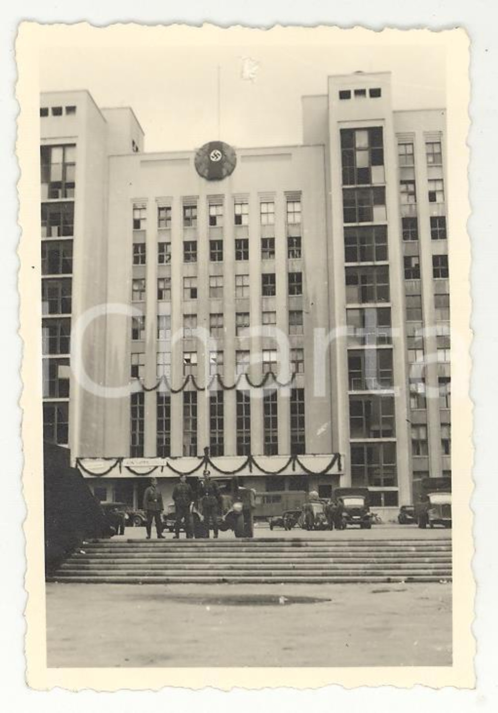 Fotografia d epoca originale 1940ca WW2 MINSK Casa del Governo occupata da tedeschi 2 REAL PHOTO cm 9X6 1