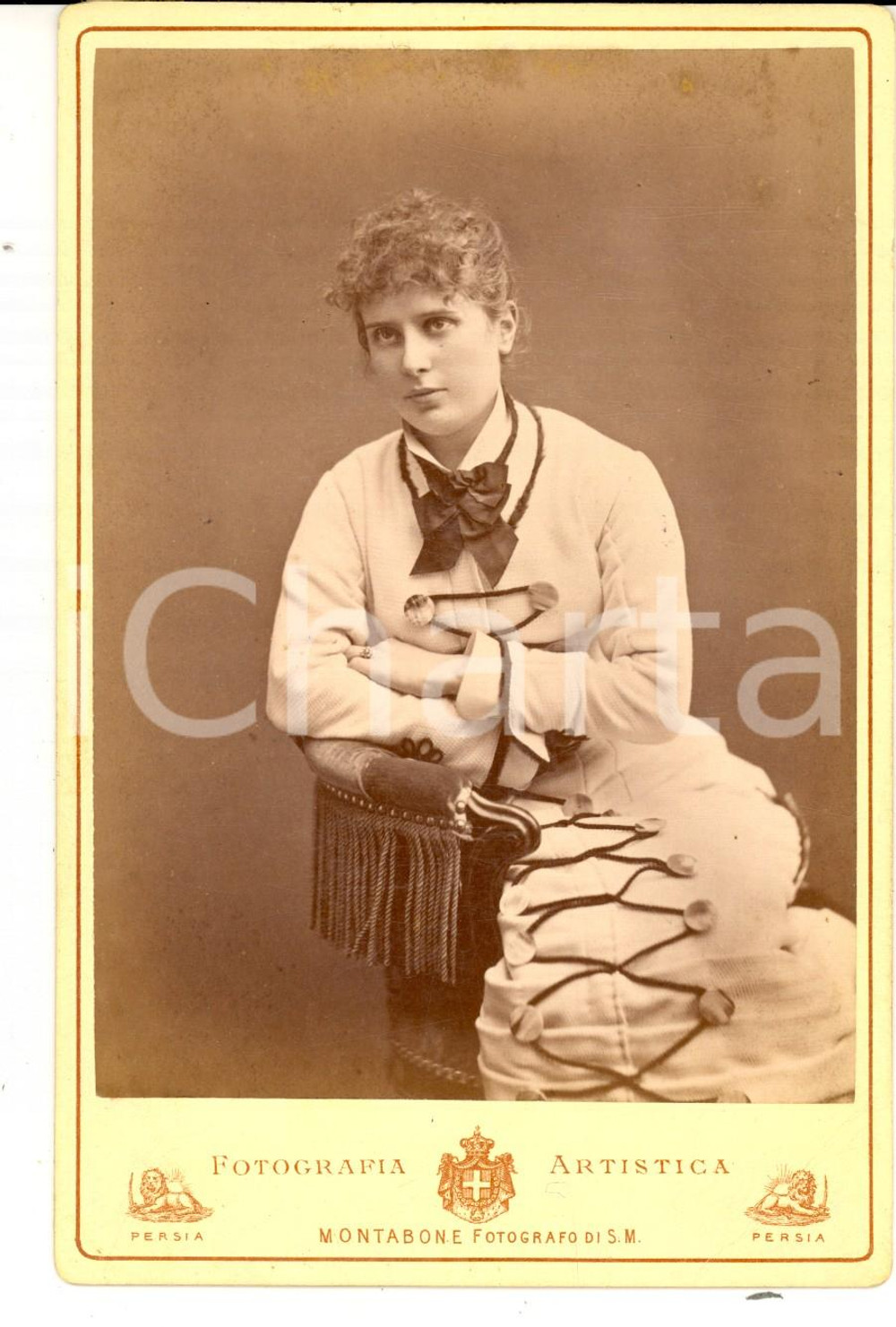 Fotografia d epoca originale 1880 ca MILANO Ritratto di attrice in abito bianco  Foto MONTABONE  MARCOZZI 1