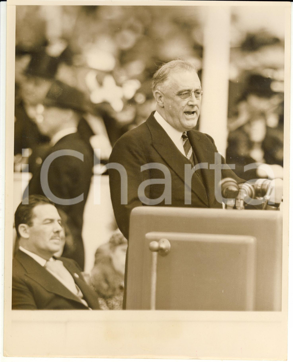 Fotografia d epoca originale 1939 NEW YORK WORLD S FAIR  Franklin ROOSEVELT speaking at the opening cerimony 1