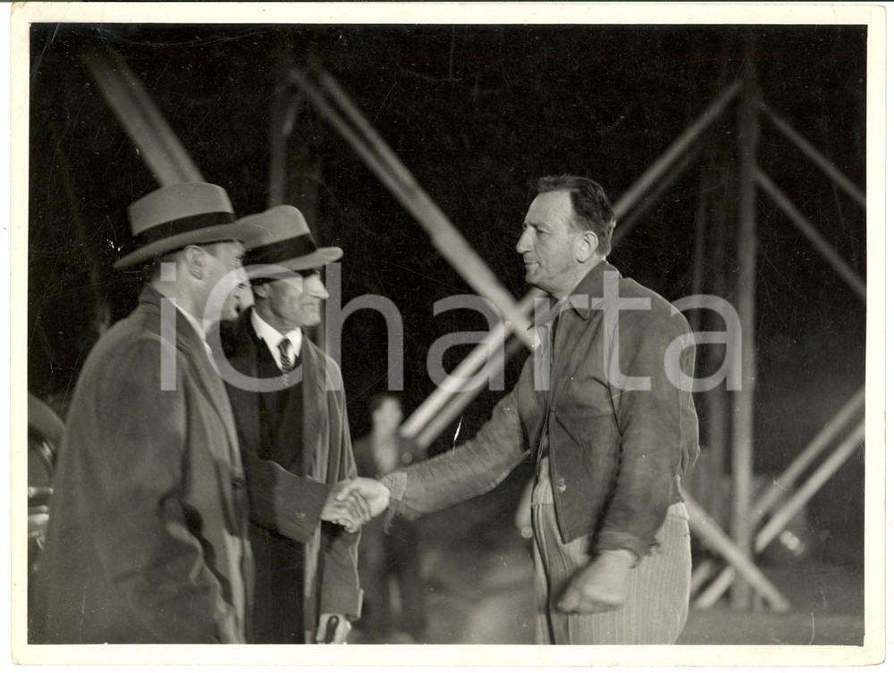 Fotografia d epoca originale 1937 CINEMA Regista Carmine GALLONE sul set di Scipione l Africano  Foto 1