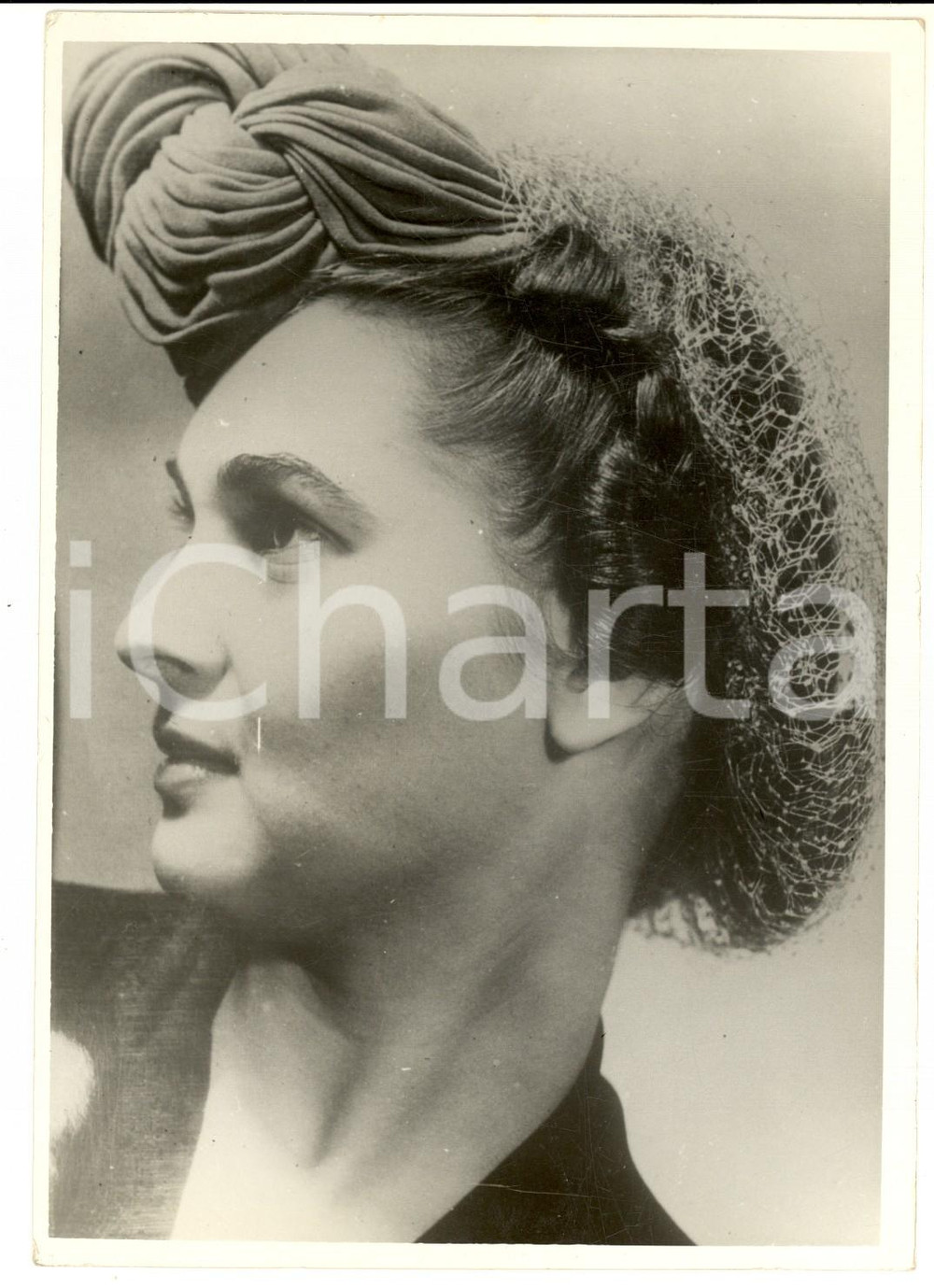 Fotografia d epoca originale 1939 ITALIA MODA ESTATE Curioso cappello da donna con retina e fiocco  Foto 1