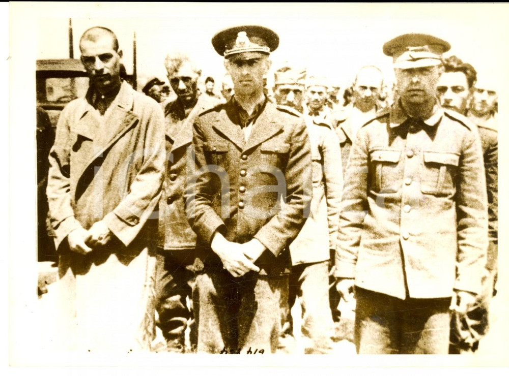 Fotografia d epoca originale 1941 WW2 RUSSIA German and Rumanian officers taken prisoner by the Red Army 1