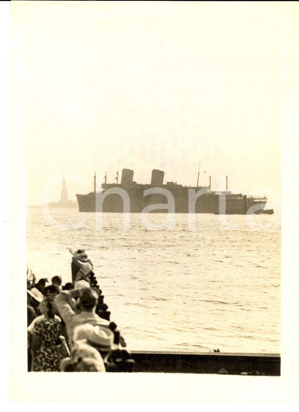 Fotografia d epoca originale 1941 NEW YORK The Transport WEST POINT leaving with consuls and correspondents 1