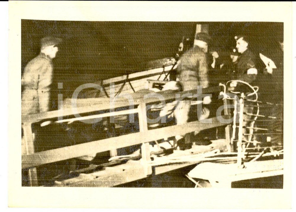 Fotografia d epoca originale 1941 WW2 NEW HAVEN BritishGerman prisoner of war exchange postponed Photo 1