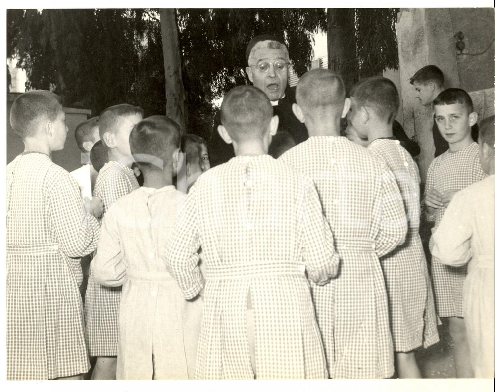Fotografia d epoca originale 1959 ROMA Villa Nazareth  Card. Domenico TARDINI tra gli orfani  Foto 24x18 1