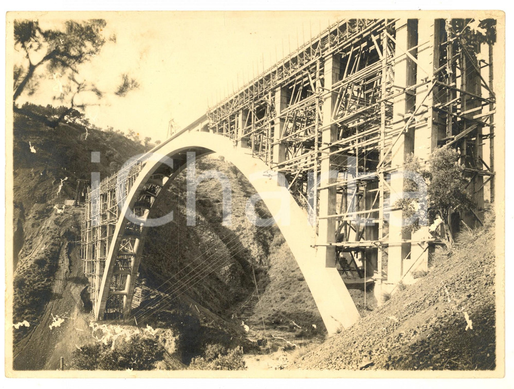 Fotografia d epoca originale 1930 ca VENETO STRADE Cantiere con viadotto in costruzione  Foto 24x18 cm 1
