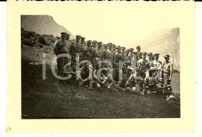 Fotografia d epoca originale 1953 MALGRATE  PIAN SCIRESA Soldati artiglieria con trombettere Foto 10x7 cm 1