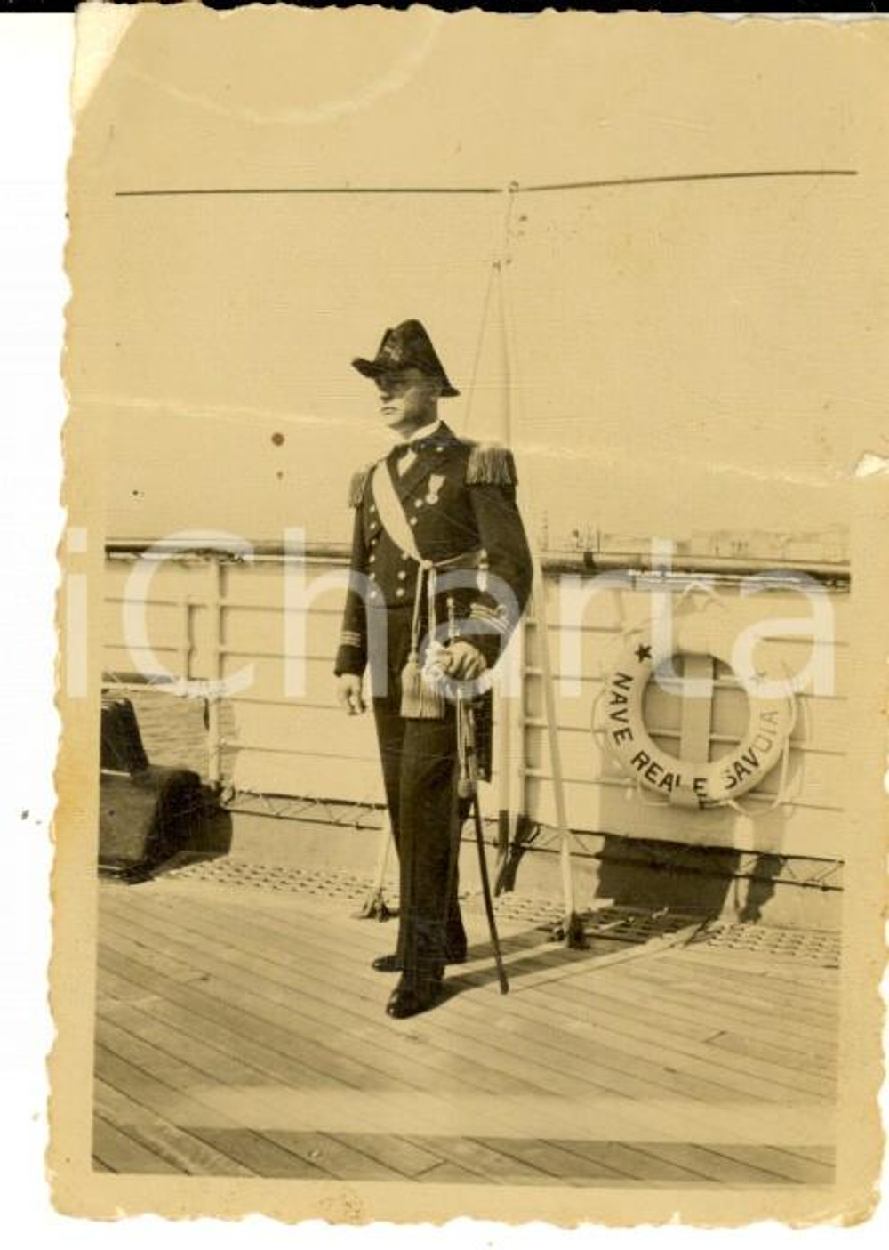 Fotografia d epoca originale 1940 ca REGIA MARINA Comandante Ugo AVELARDI su REGIA NAVE SAVOIA  Foto 6x8 cm 1