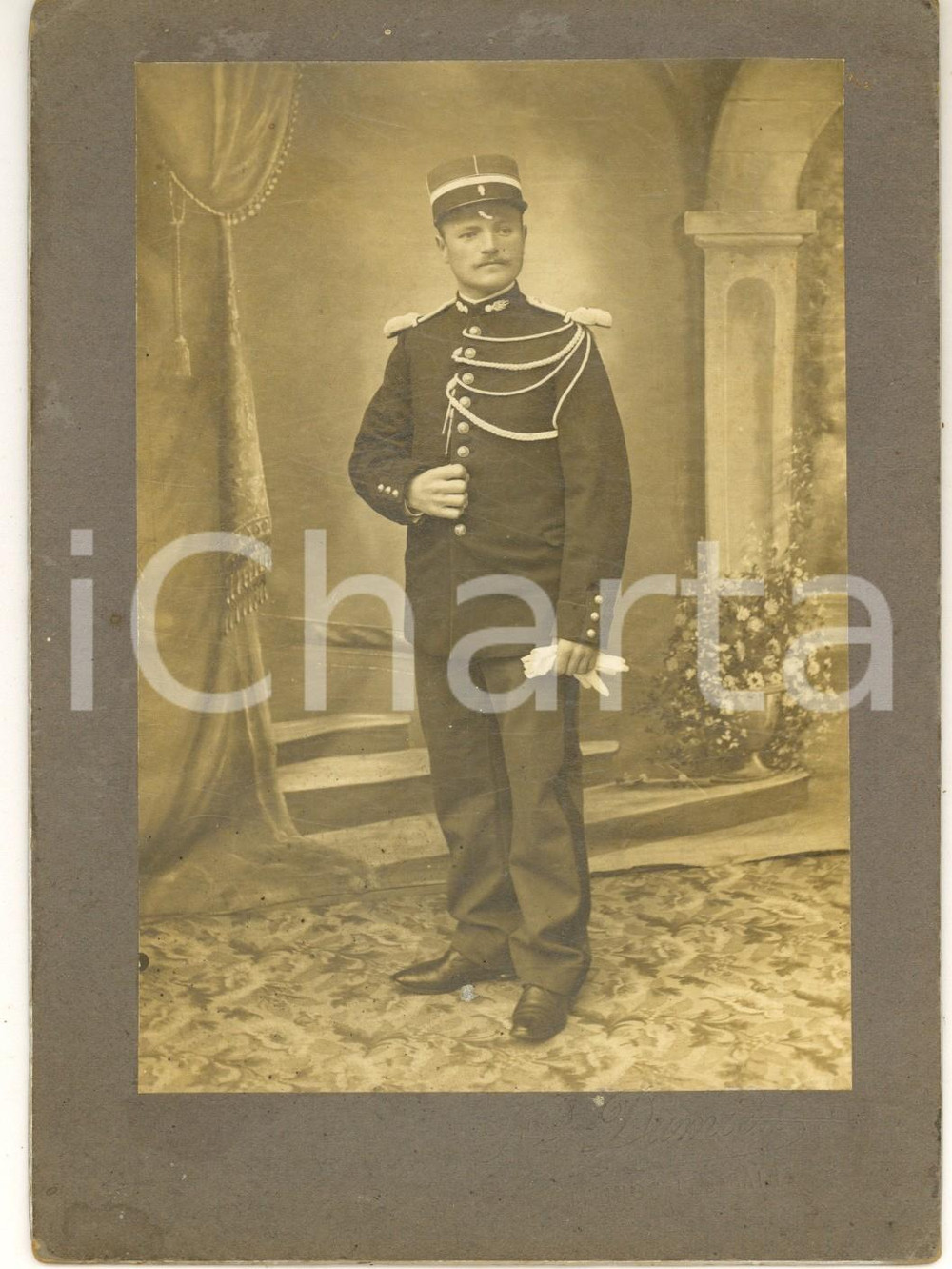 Fotografia d epoca originale 1915 ca THONONLESBAINS Ritratto di ufficiale con i guanti Foto DAMIEN 13x18 1