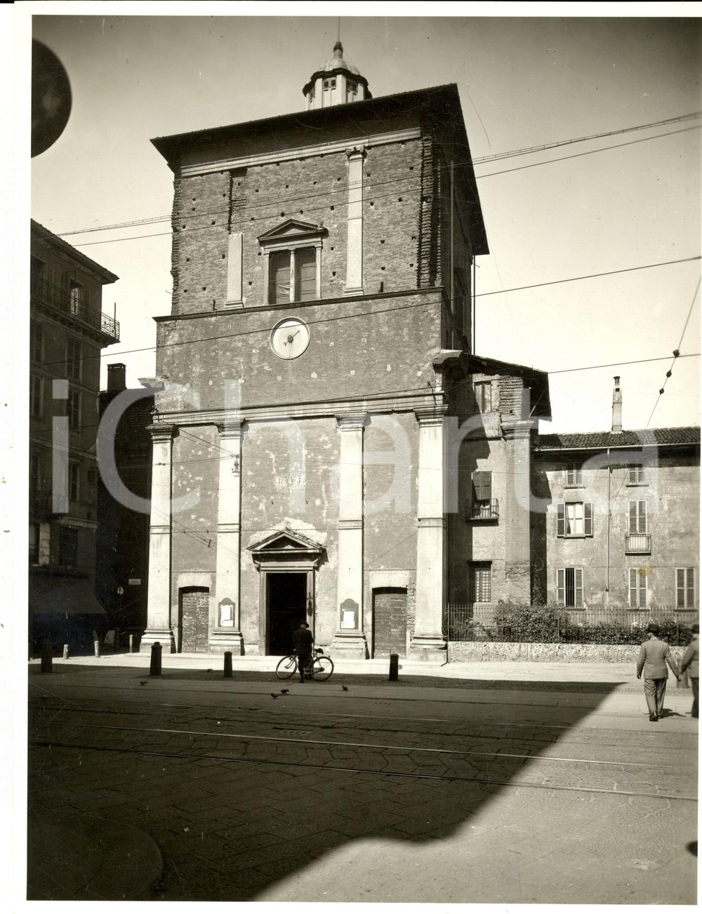 Fotografia d epoca originale 1960 ca MILANO Basilica San Nazaro in Brolo  Esterno Cappella Trivulzio Foto 1