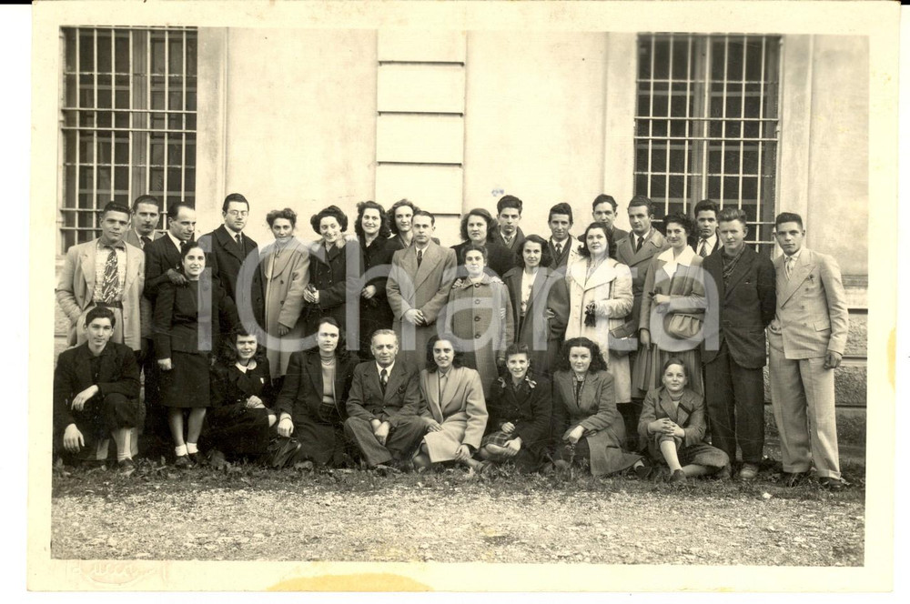 Fotografia d epoca originale 1947 LUCCA Corso Lingua Inglese C.R.A.L. Manifattura Tabacchi  Allievi Foto 1