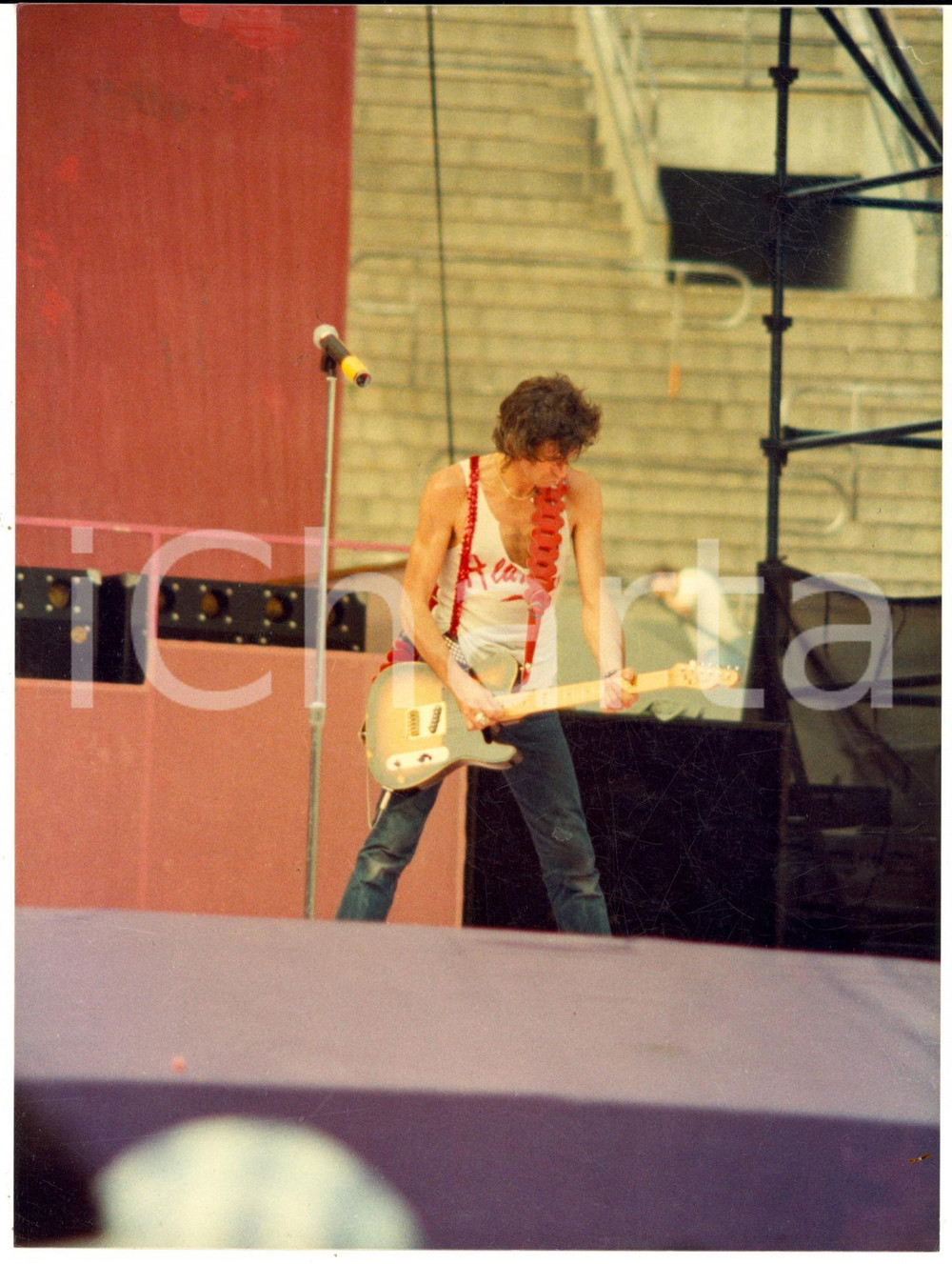 Fotografia d epoca originale 1982 TORINO Concerto dei ROLLING STONES  Keith RICHARDS Foto 18x24 cm 1