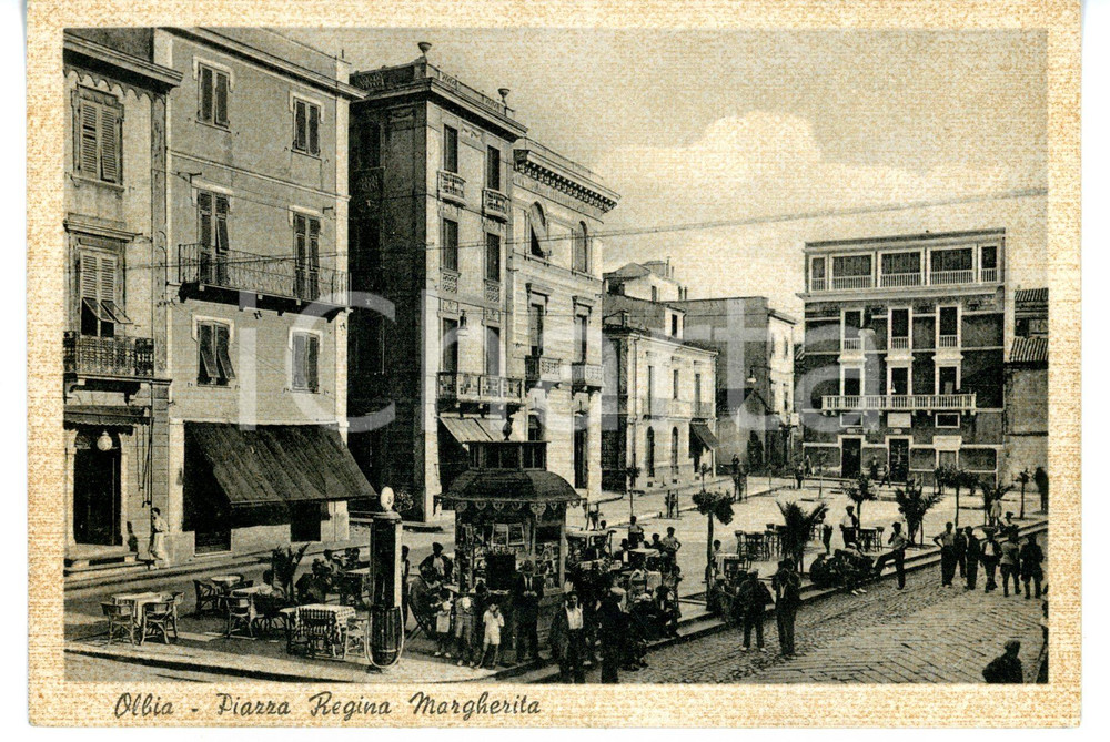 Cartolina originale da collezione 1942 OLBIA SASSARI Edicola in piazza REGINA MARGHERITA Cartolina ANIMATA FG 1
