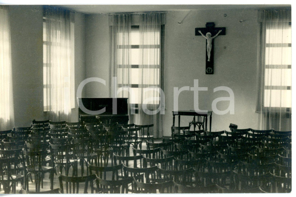 Fotografia d epoca originale 1951 MILANO Istituto Leone XIII  Aula di Musica con pianoforte Foto VINTAGE 1