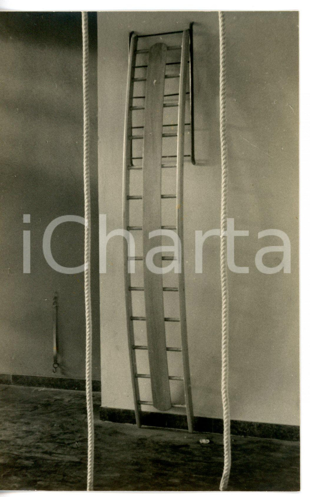 Fotografia d epoca originale 1951 MILANO Istituto Leone XIII  Palestra con attrezzi ginnici  Foto 8 1