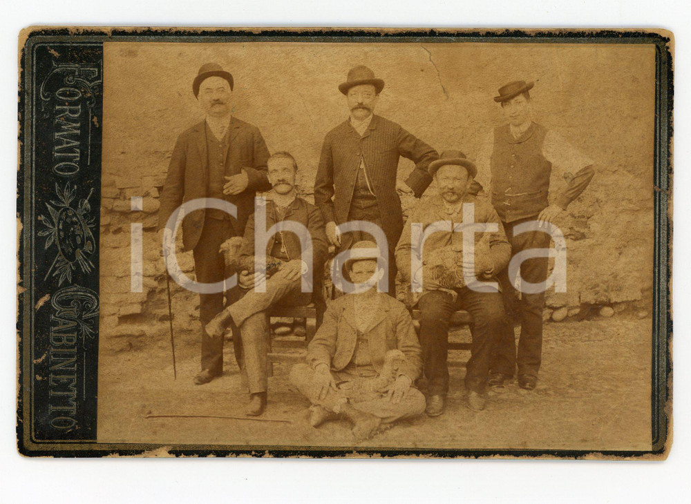 Fotografia d epoca originale 1890 ca LOMBARDIA Gruppo di gentiluomini in campagna con tacchini  Foto CURIOSA 1