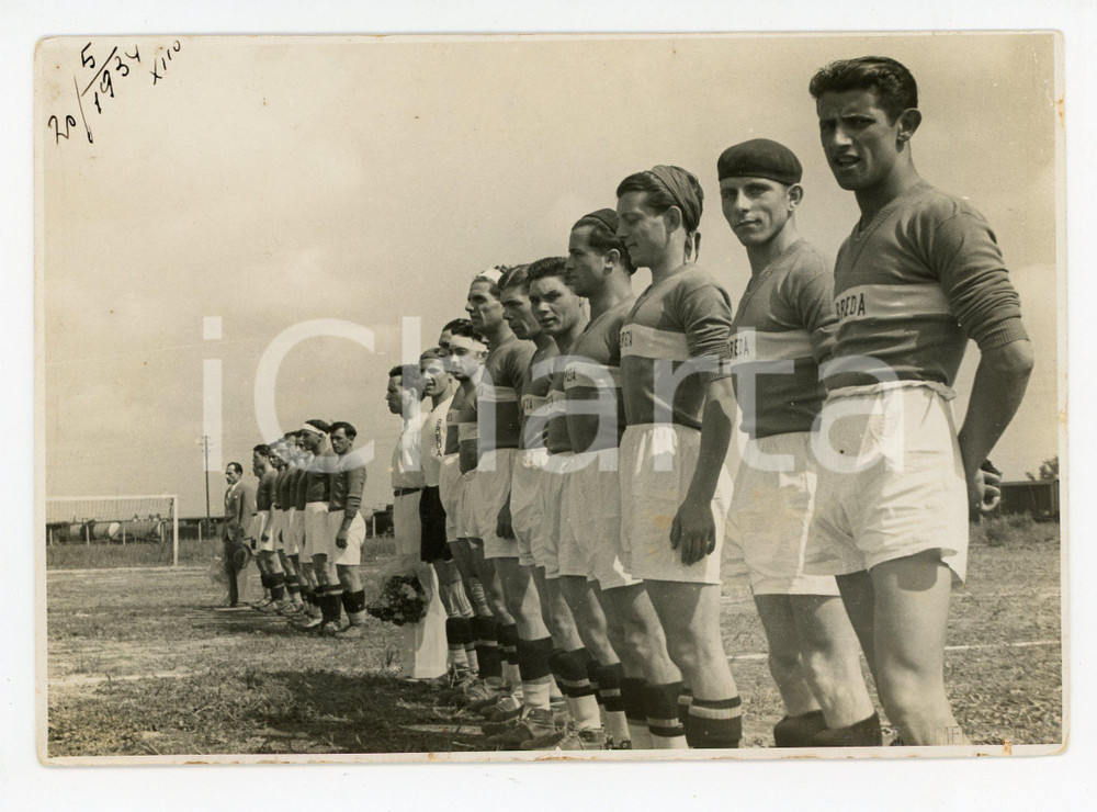 Fotografia d epoca originale 1934 VENEZIA CALCIO Due squadre giovanili in campo  Foto RARA 18x13 cm 1