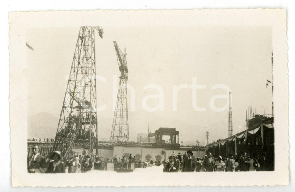 Fotografia d epoca originale 1° agosto 1931 GENOVA  Cantieri ANSALDO  Folla al varo del transatlantico REX 1