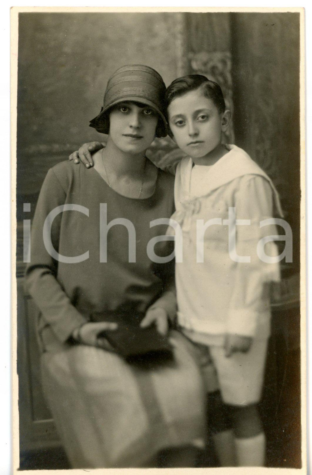 Fotografia d epoca originale 1915 ca MILANO Bambino con la madre alla Prima Comunione Foto CAPPELLI  FP 1