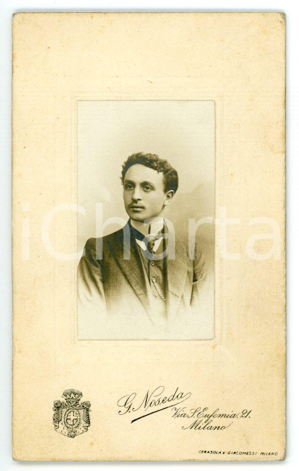 1908 MILANO Ritratto di giovane uomo in abito scuro *Foto G. NOSEDA - CDV