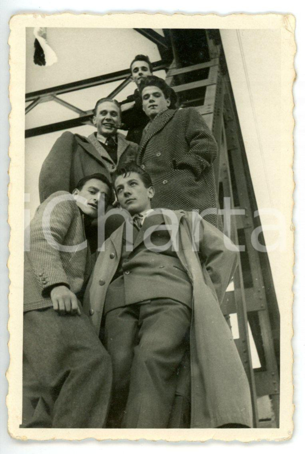 Fotografia d epoca originale 1951 CREMONA Studenti sul ponte di ferro durante esondazione del fiume PO Foto 1