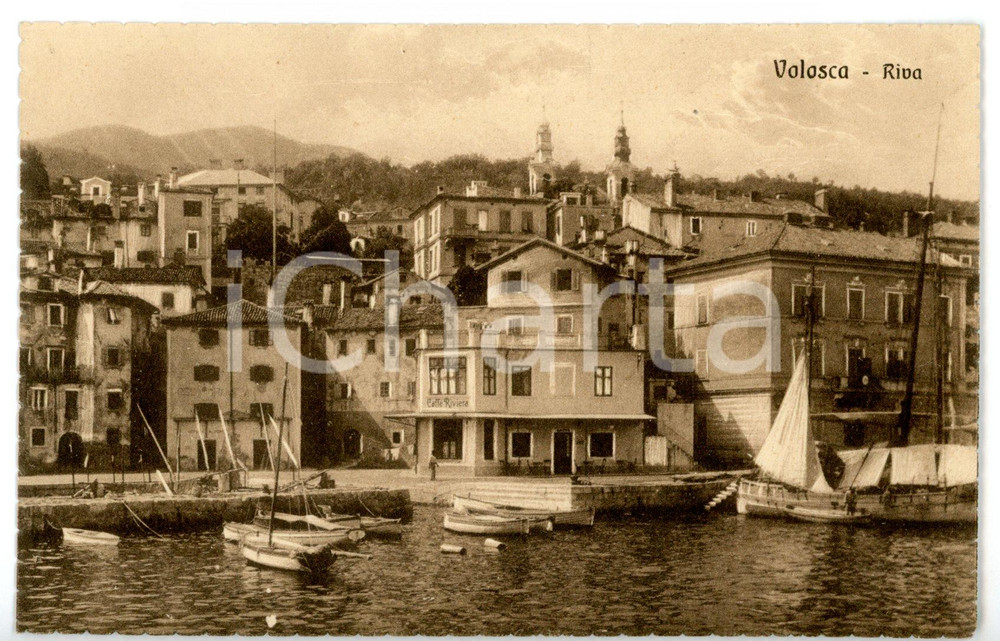 Cartolina originale da collezione 1920 ca ABBAZIA VOLOSCA ISTRIA Villaggio sul mare con CAFFÃˆ RIVIERA Cartolina 1