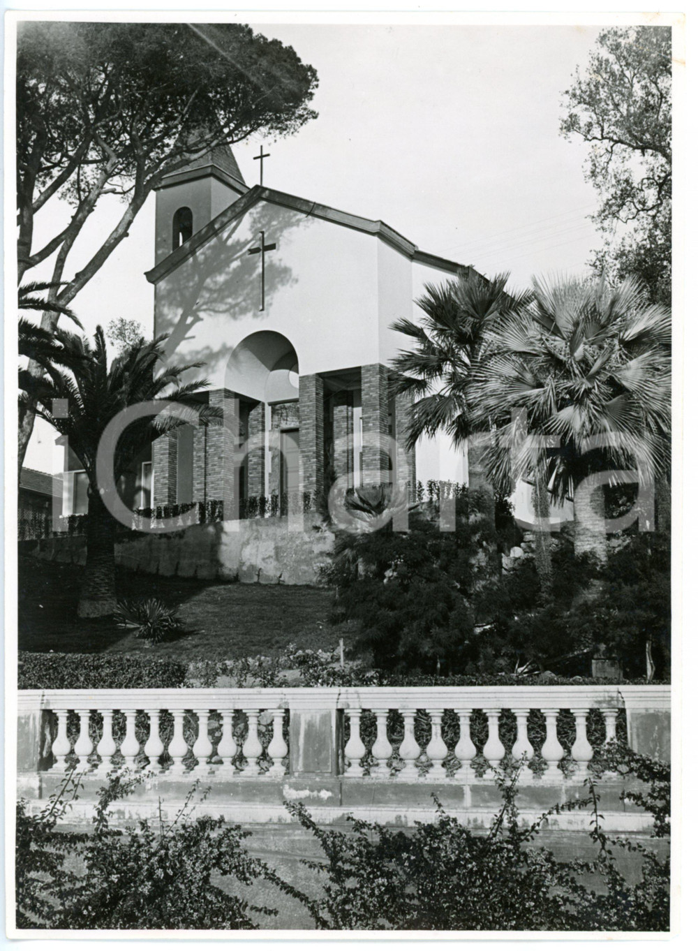 Fotografia d epoca originale 1936 SANREMO BUSSANA Villa Spinola  Veduta della chiesa Foto 17x23 cm 1