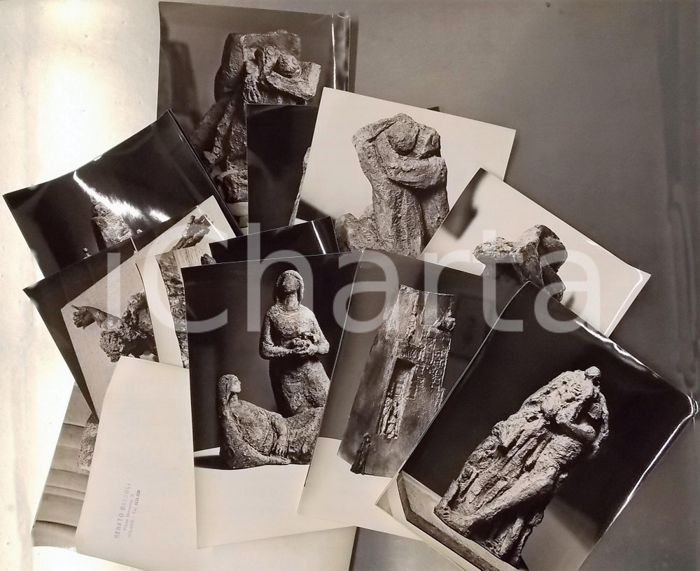 Fotografia d epoca originale 1960 ca MILANO Scultore Renato BASSOLI  Lotto 23 foto con timbro dell artista 1