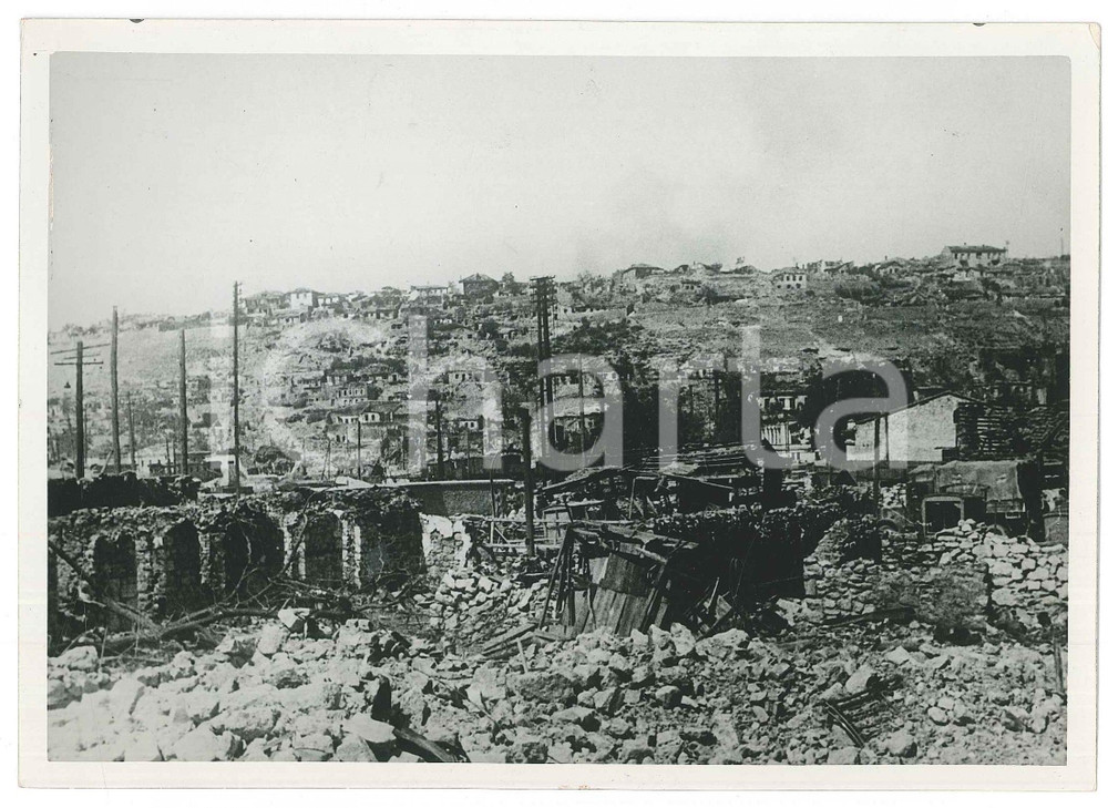 Fotografia d epoca originale 1942 WW2 FRONTE ORIENTALE  SEBASTOPOLI  Stazione ferroviaria distrutta Foto 1